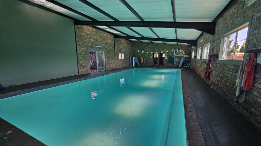 8 Bedroom Property for Sale in Garsfontein Gauteng