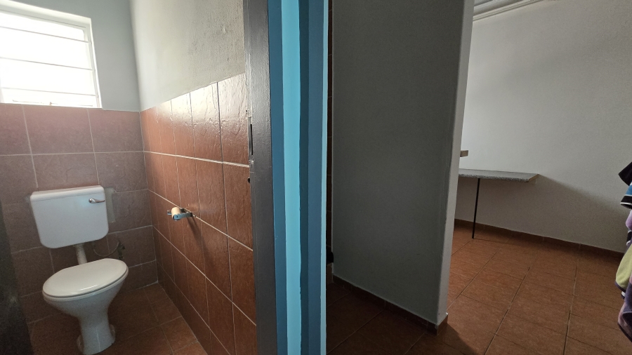8 Bedroom Property for Sale in Garsfontein Gauteng