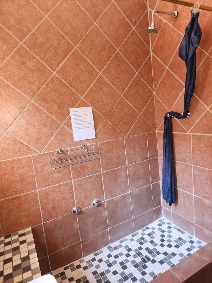 8 Bedroom Property for Sale in Garsfontein Gauteng