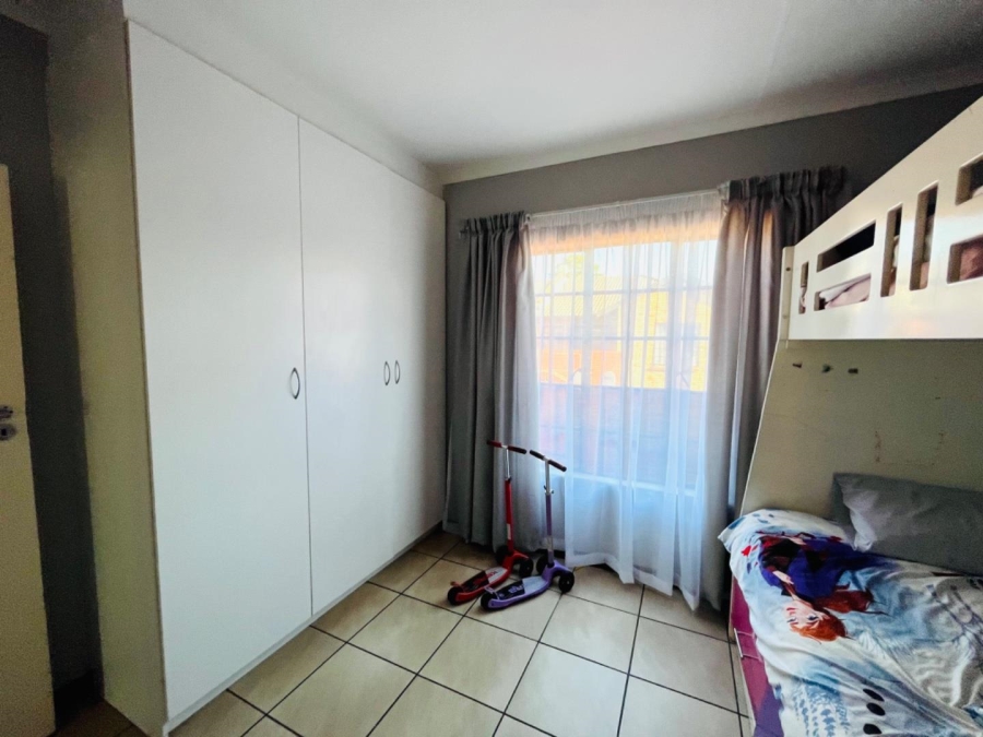 2 Bedroom Property for Sale in Meyerton Central Gauteng