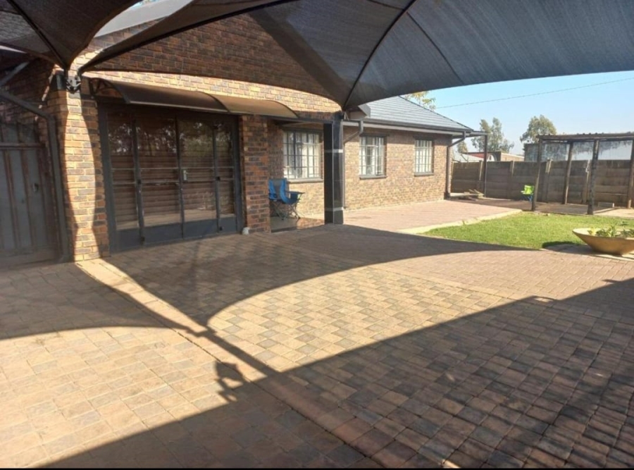 3 Bedroom Property for Sale in Riversdale Gauteng