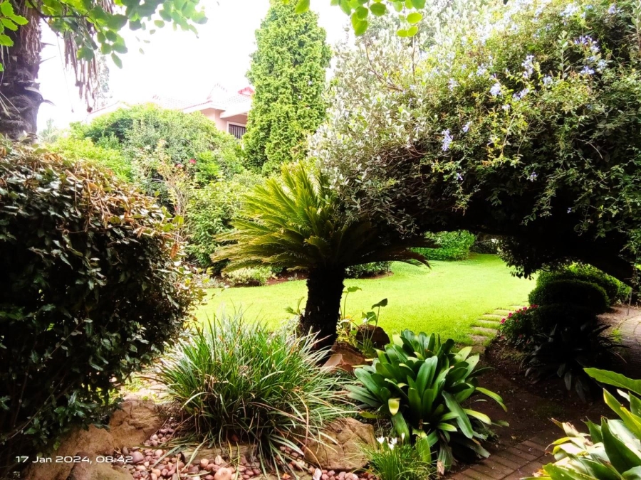 5 Bedroom Property for Sale in Ferryvale Gauteng