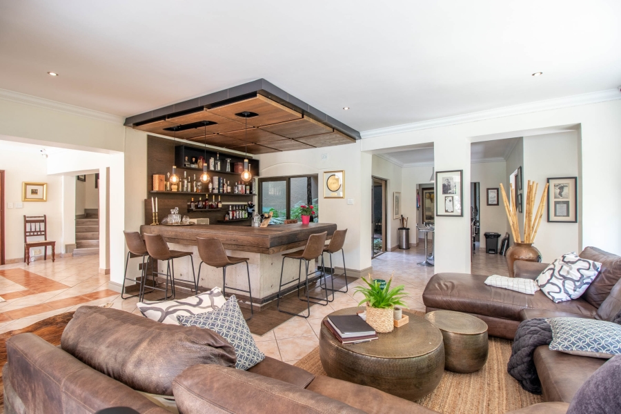 5 Bedroom Property for Sale in Waterkloof Gauteng