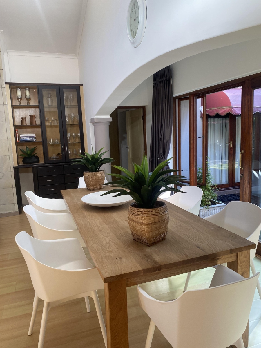 To Let 3 Bedroom Property for Rent in Bryanston Gauteng