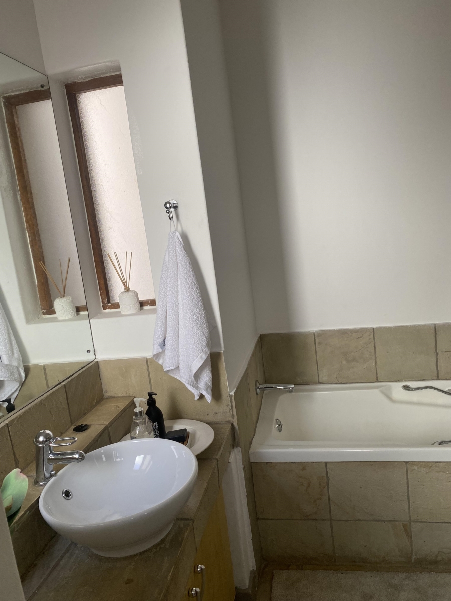 To Let 3 Bedroom Property for Rent in Bryanston Gauteng