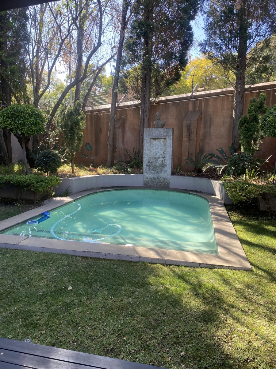 To Let 3 Bedroom Property for Rent in Bryanston Gauteng