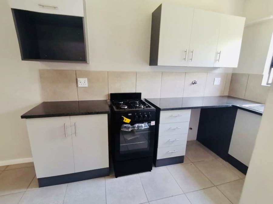 2 Bedroom Property for Sale in Kenleaf Gauteng