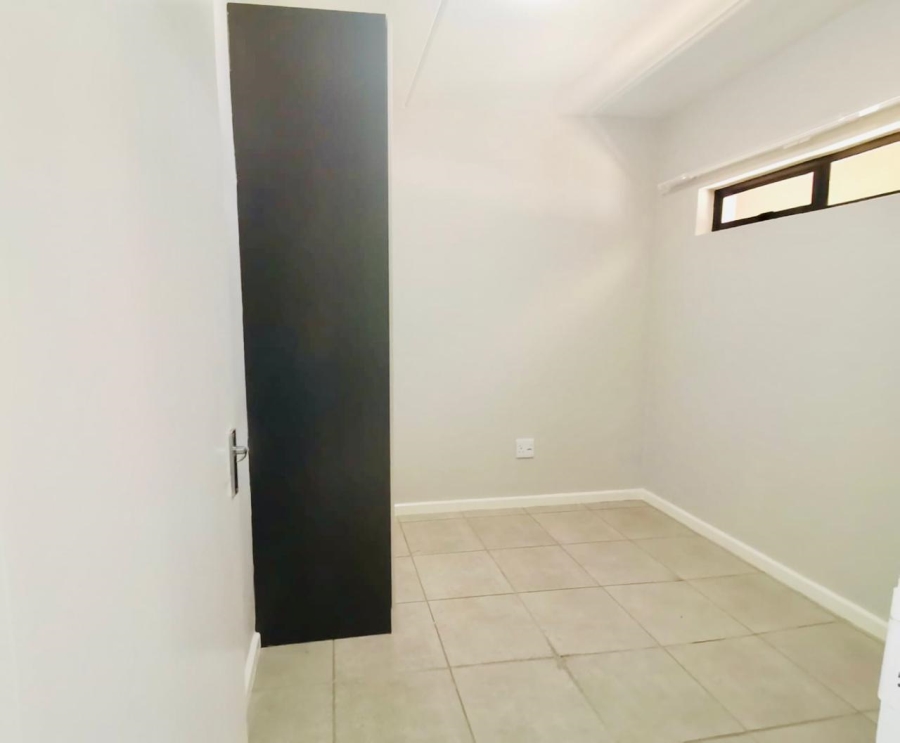 2 Bedroom Property for Sale in Kenleaf Gauteng