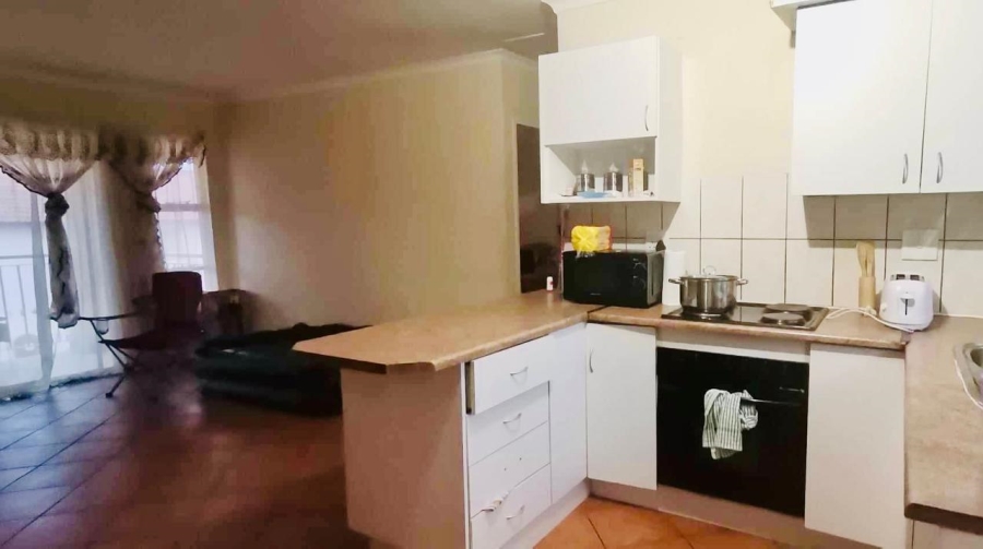 2 Bedroom Property for Sale in Rensburg Gauteng