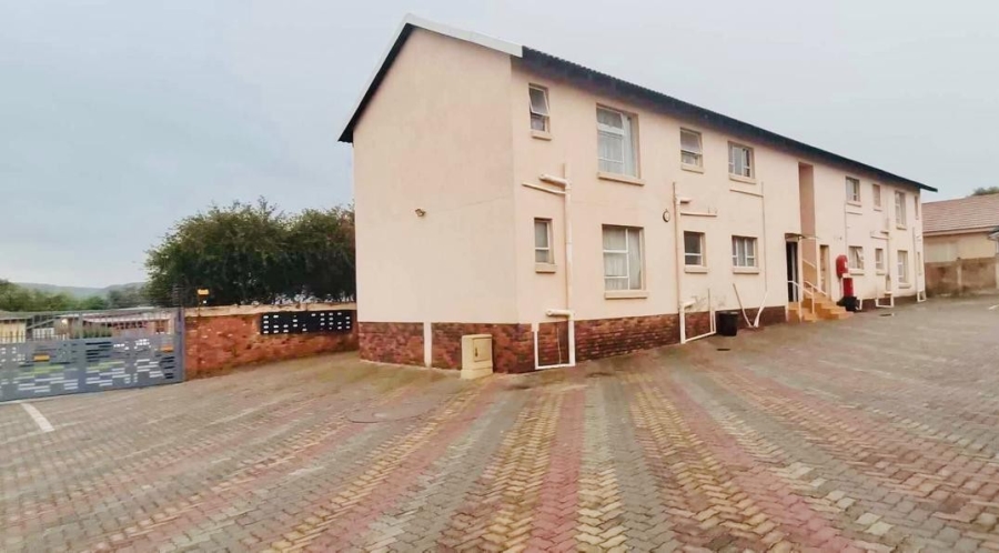 2 Bedroom Property for Sale in Rensburg Gauteng