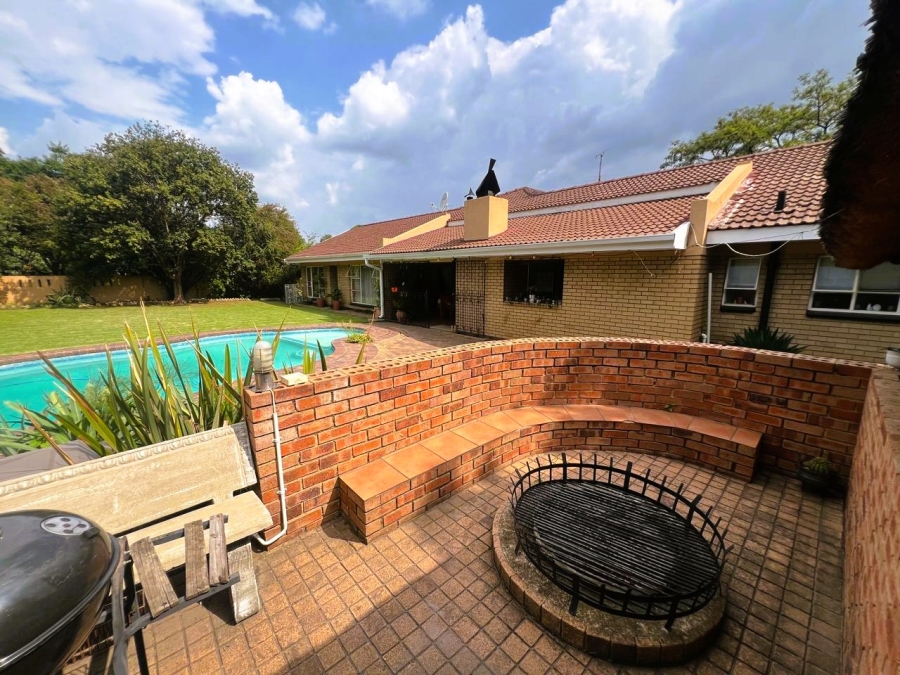 4 Bedroom Property for Sale in Three Rivers East Gauteng