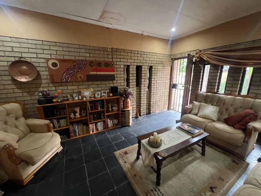 4 Bedroom Property for Sale in Three Rivers East Gauteng