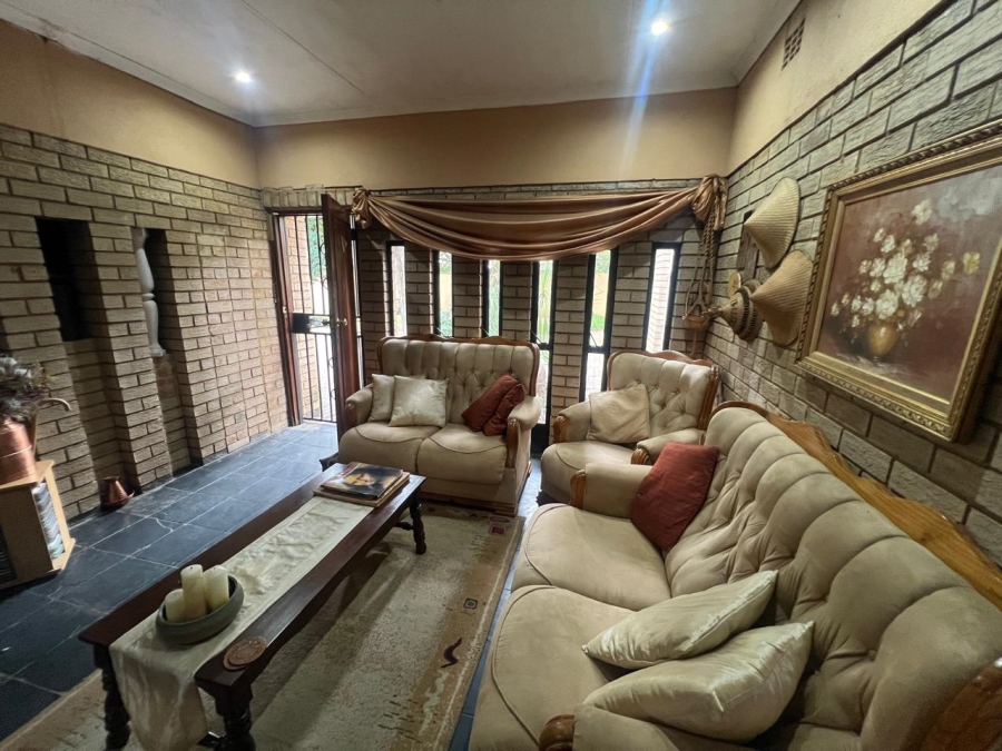 4 Bedroom Property for Sale in Three Rivers East Gauteng