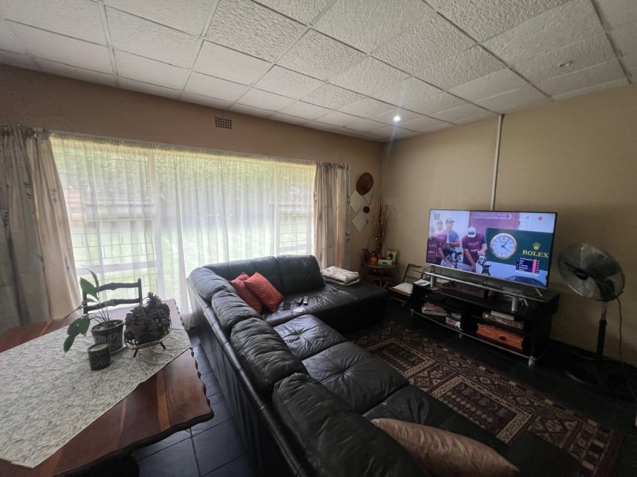 4 Bedroom Property for Sale in Three Rivers East Gauteng
