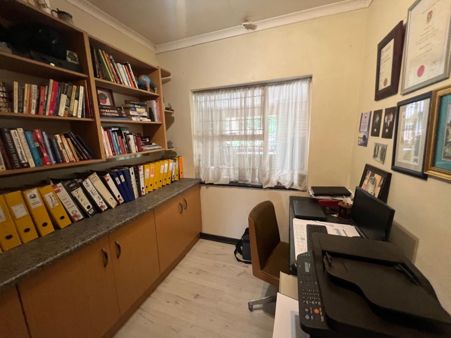 4 Bedroom Property for Sale in Three Rivers East Gauteng