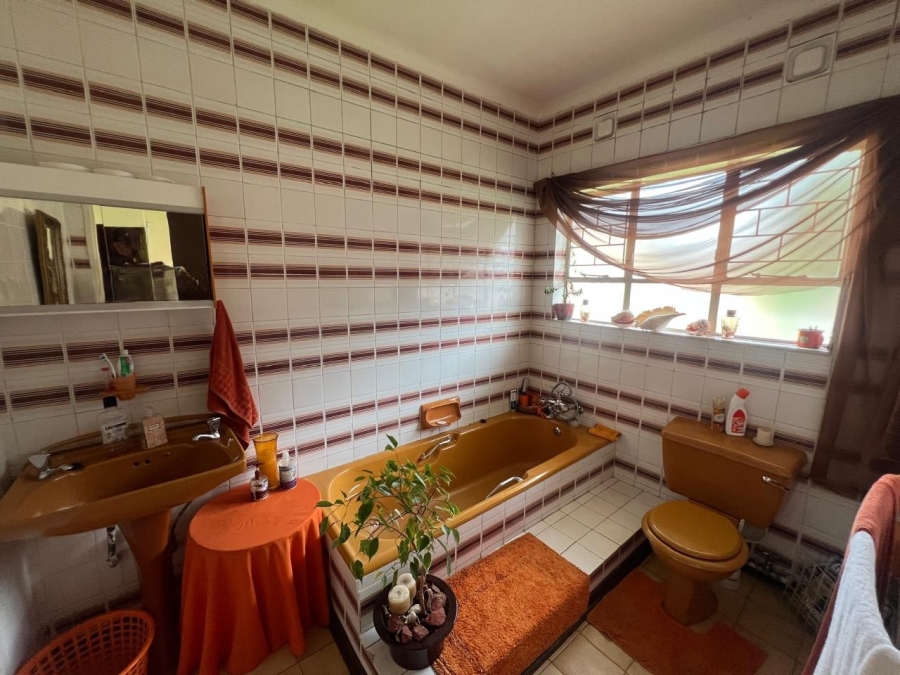 4 Bedroom Property for Sale in Three Rivers East Gauteng