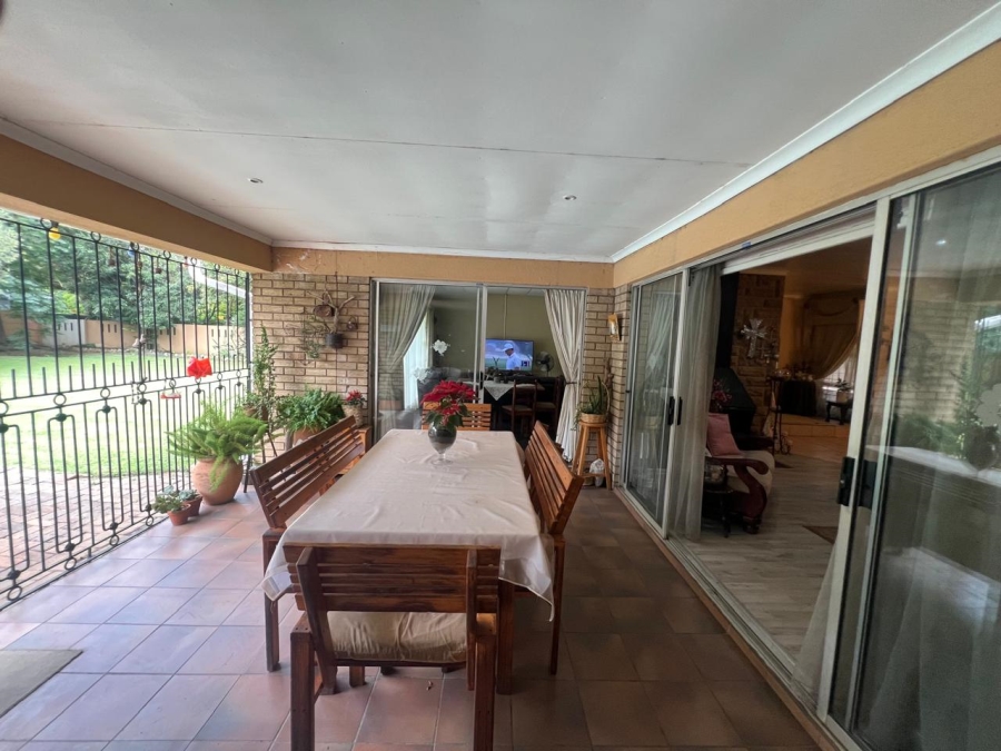 4 Bedroom Property for Sale in Three Rivers East Gauteng
