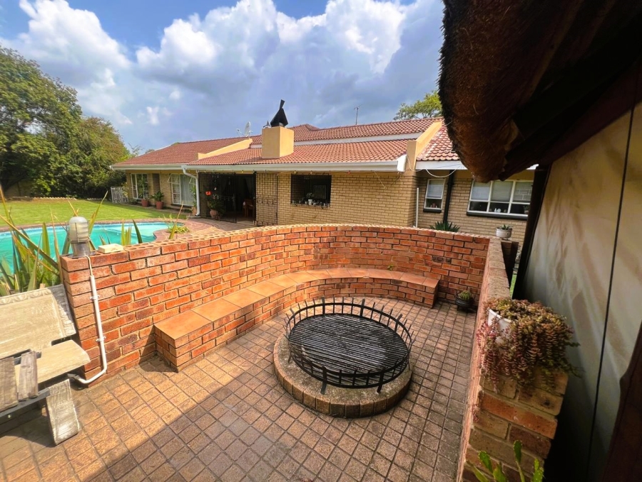 4 Bedroom Property for Sale in Three Rivers East Gauteng