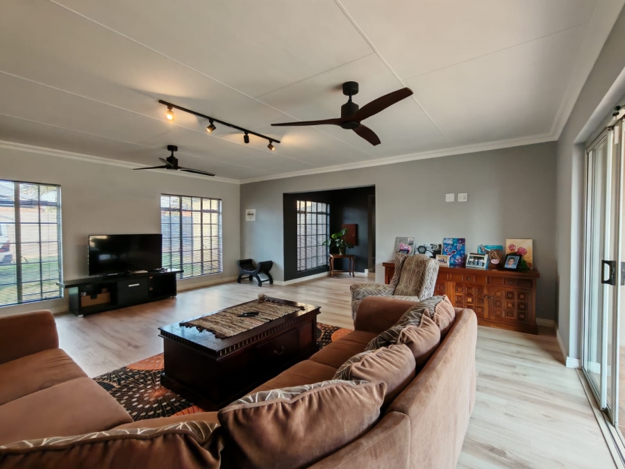 4 Bedroom Property for Sale in Meyerton Ext 6 Gauteng