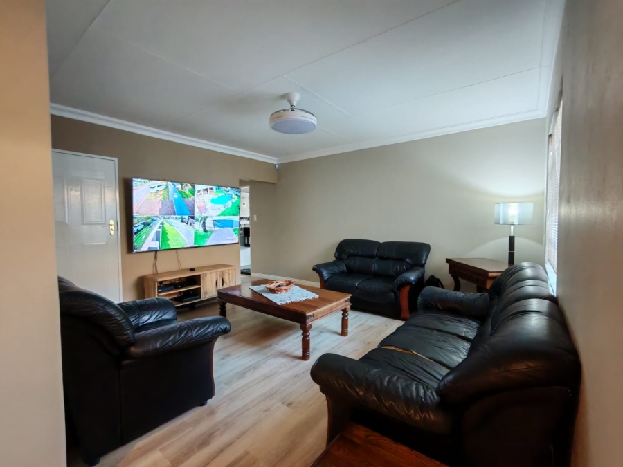 4 Bedroom Property for Sale in Meyerton Ext 6 Gauteng