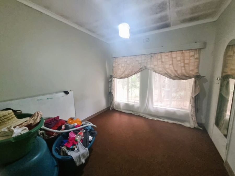 3 Bedroom Property for Sale in Unitas Park Gauteng