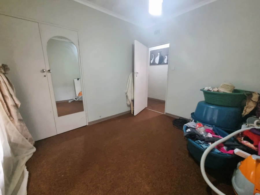 3 Bedroom Property for Sale in Unitas Park Gauteng