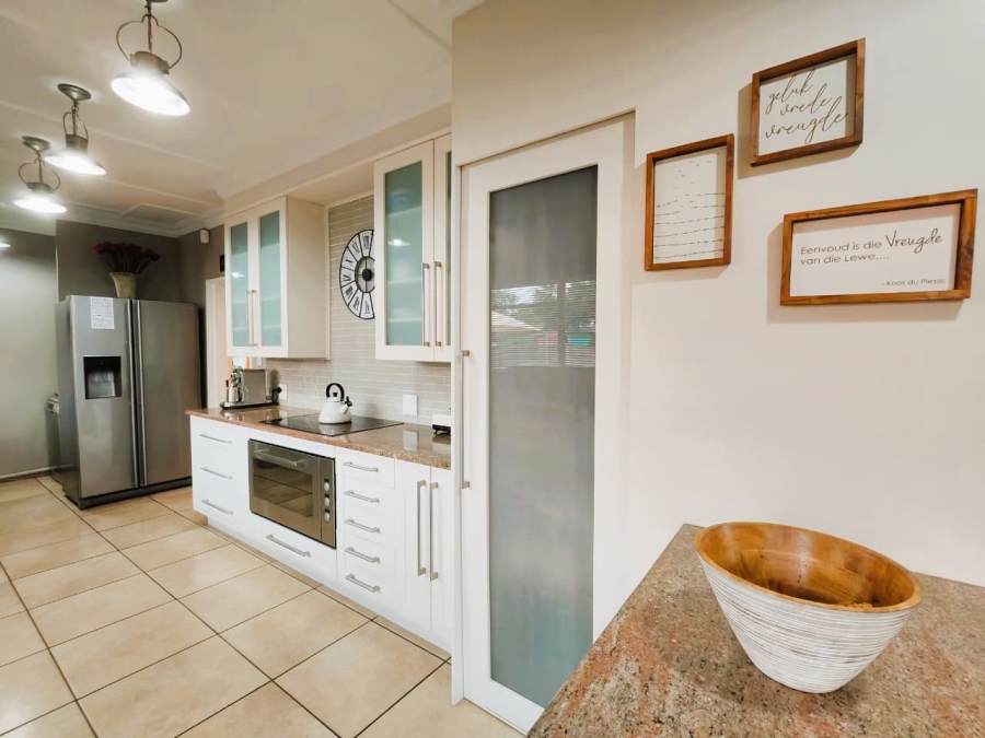 4 Bedroom Property for Sale in Arcon Park Gauteng