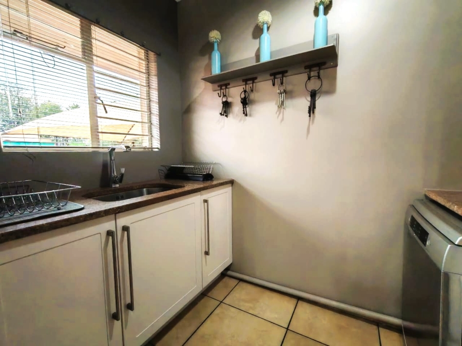 4 Bedroom Property for Sale in Arcon Park Gauteng