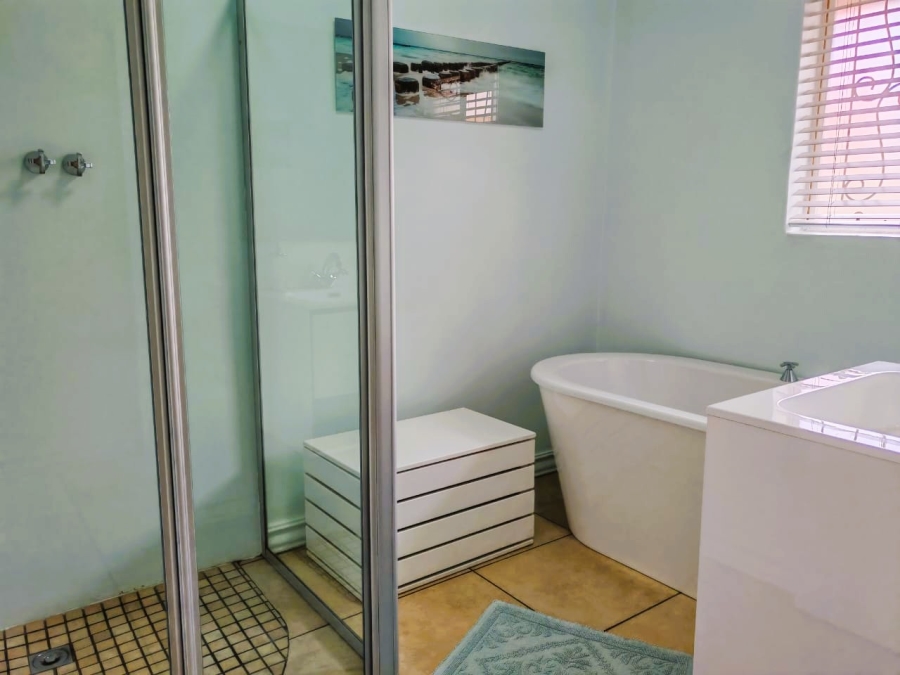 4 Bedroom Property for Sale in Arcon Park Gauteng