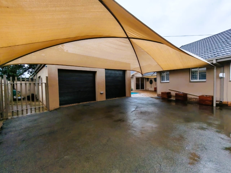 4 Bedroom Property for Sale in Arcon Park Gauteng