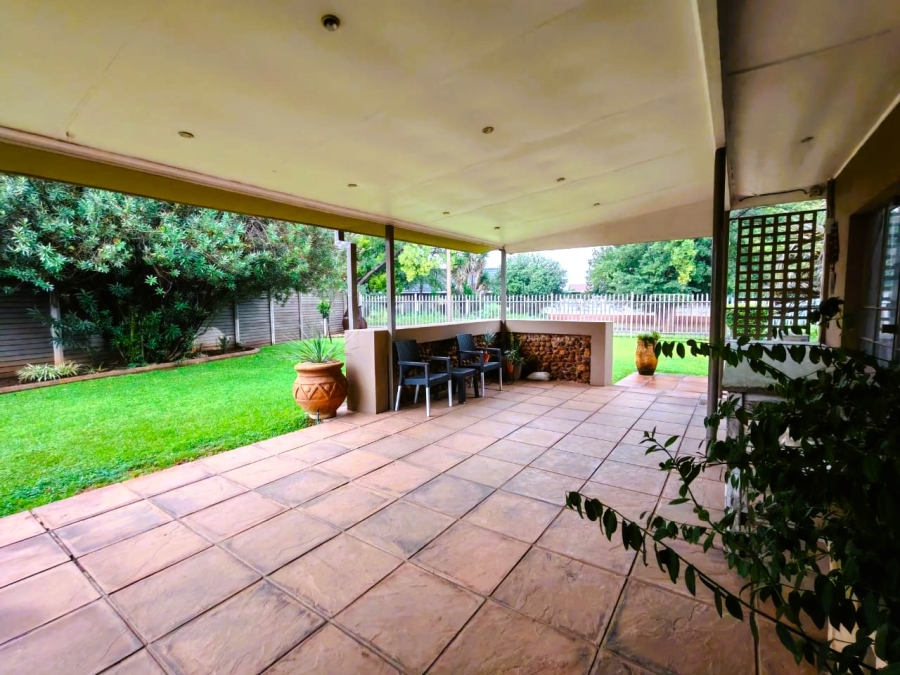 4 Bedroom Property for Sale in Arcon Park Gauteng