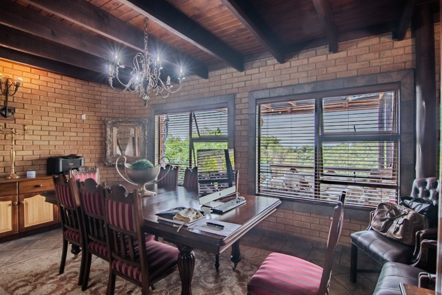 To Let 3 Bedroom Property for Rent in Glenvista Gauteng