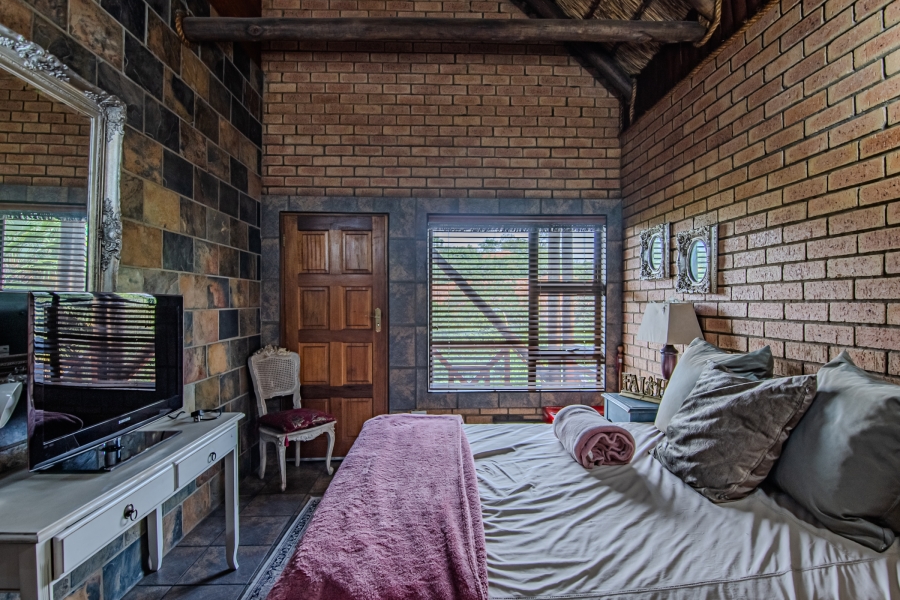 To Let 3 Bedroom Property for Rent in Glenvista Gauteng