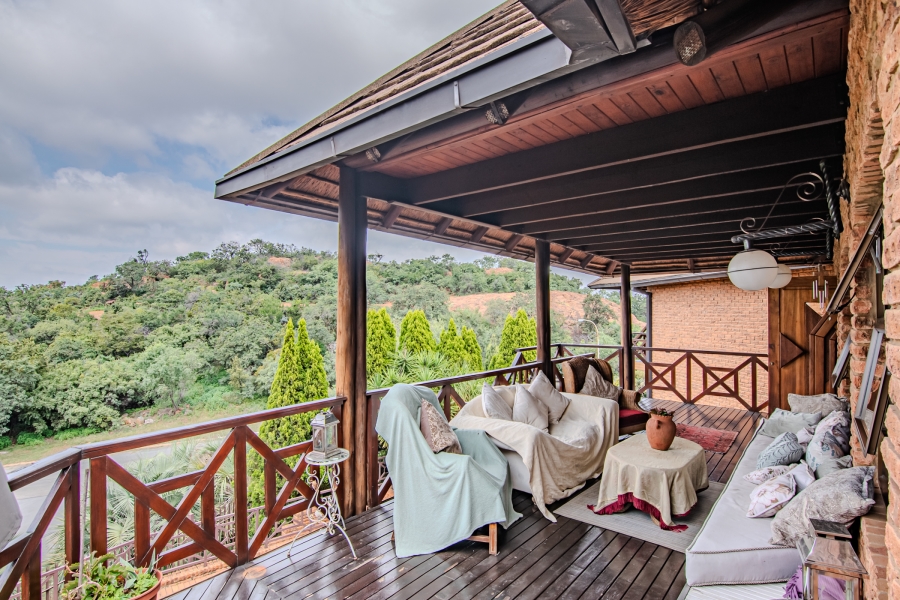 To Let 3 Bedroom Property for Rent in Glenvista Gauteng