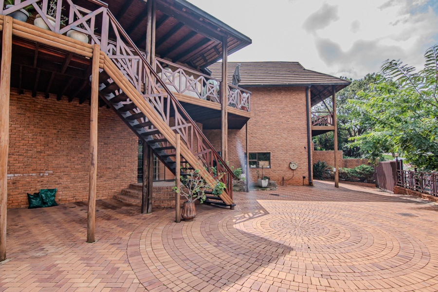 To Let 3 Bedroom Property for Rent in Glenvista Gauteng