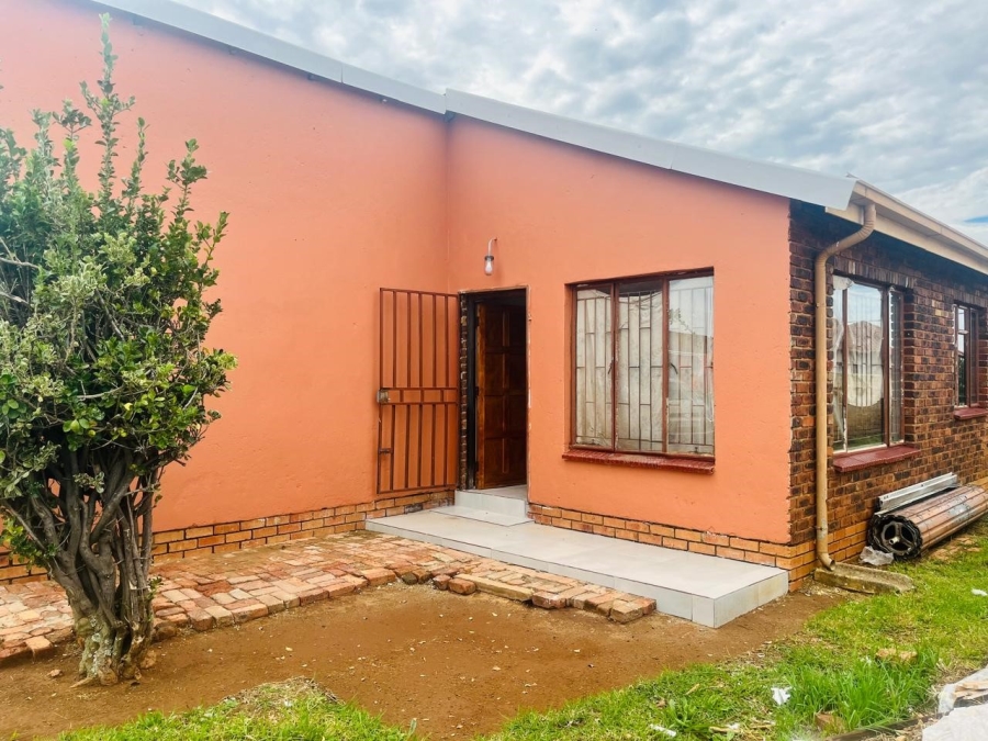 3 Bedroom Property for Sale in Sebokeng Zone 10 Gauteng
