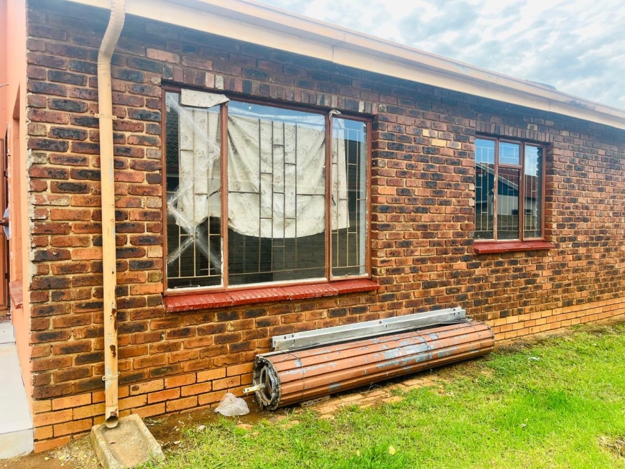 3 Bedroom Property for Sale in Sebokeng Zone 10 Gauteng