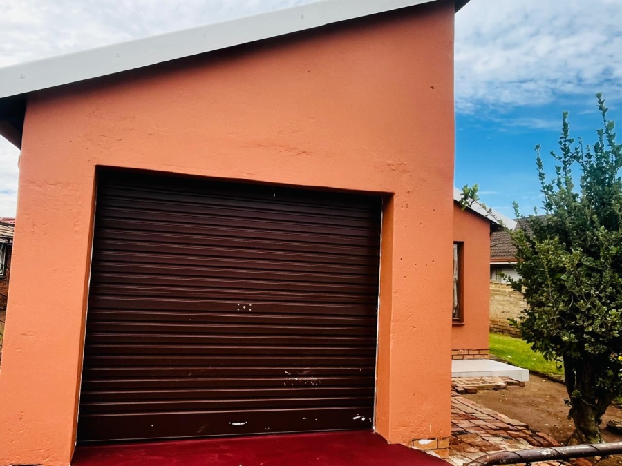 3 Bedroom Property for Sale in Sebokeng Zone 10 Gauteng