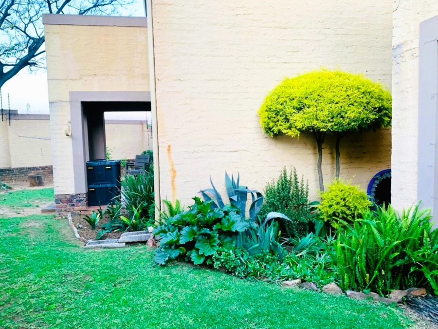 2 Bedroom Property for Sale in Jordaan Park Gauteng