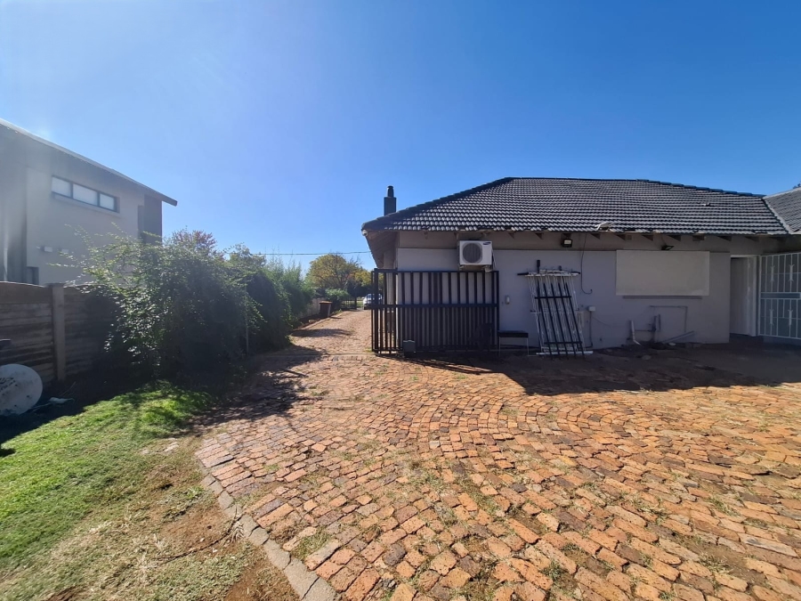 3 Bedroom Property for Sale in Three Rivers Gauteng