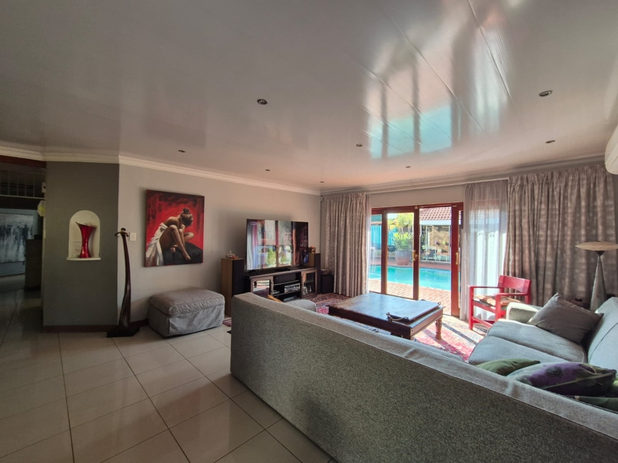 3 Bedroom Property for Sale in Falcon Ridge Gauteng