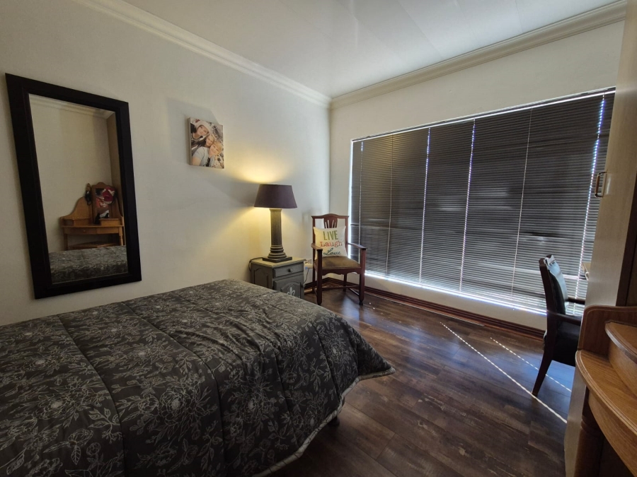 3 Bedroom Property for Sale in Falcon Ridge Gauteng