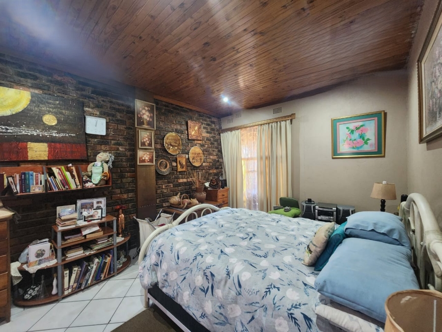 3 Bedroom Property for Sale in Meyerton Central Gauteng