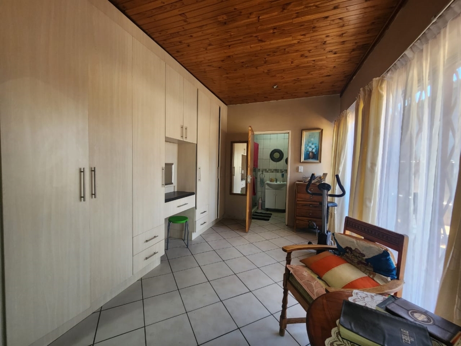 3 Bedroom Property for Sale in Meyerton Central Gauteng