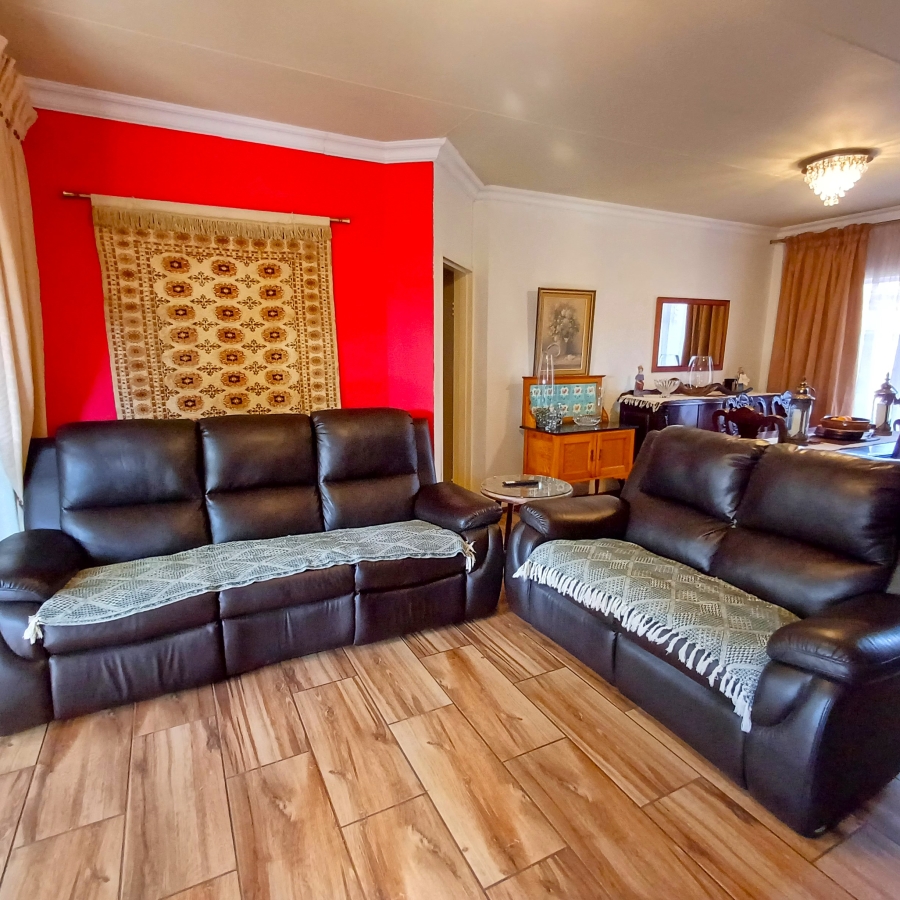 3 Bedroom Property for Sale in Three Rivers Gauteng