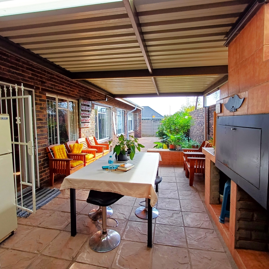 3 Bedroom Property for Sale in Three Rivers Gauteng