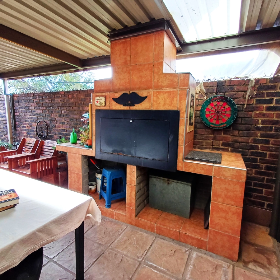 3 Bedroom Property for Sale in Three Rivers Gauteng