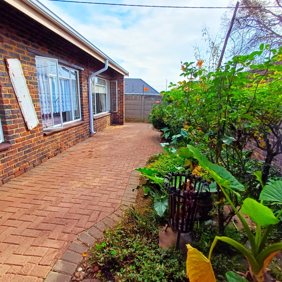 3 Bedroom Property for Sale in Three Rivers Gauteng
