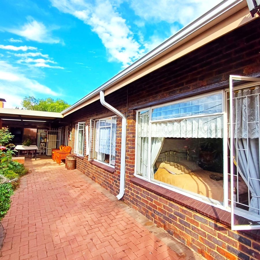 3 Bedroom Property for Sale in Three Rivers Gauteng