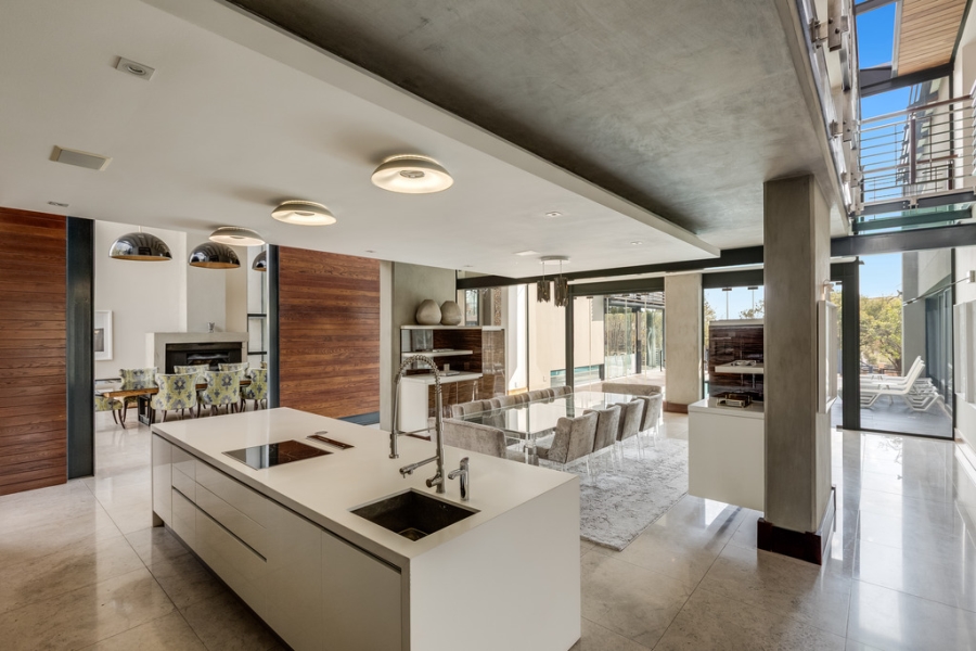 6 Bedroom Property for Sale in Waterfall Equestrian Estate Gauteng
